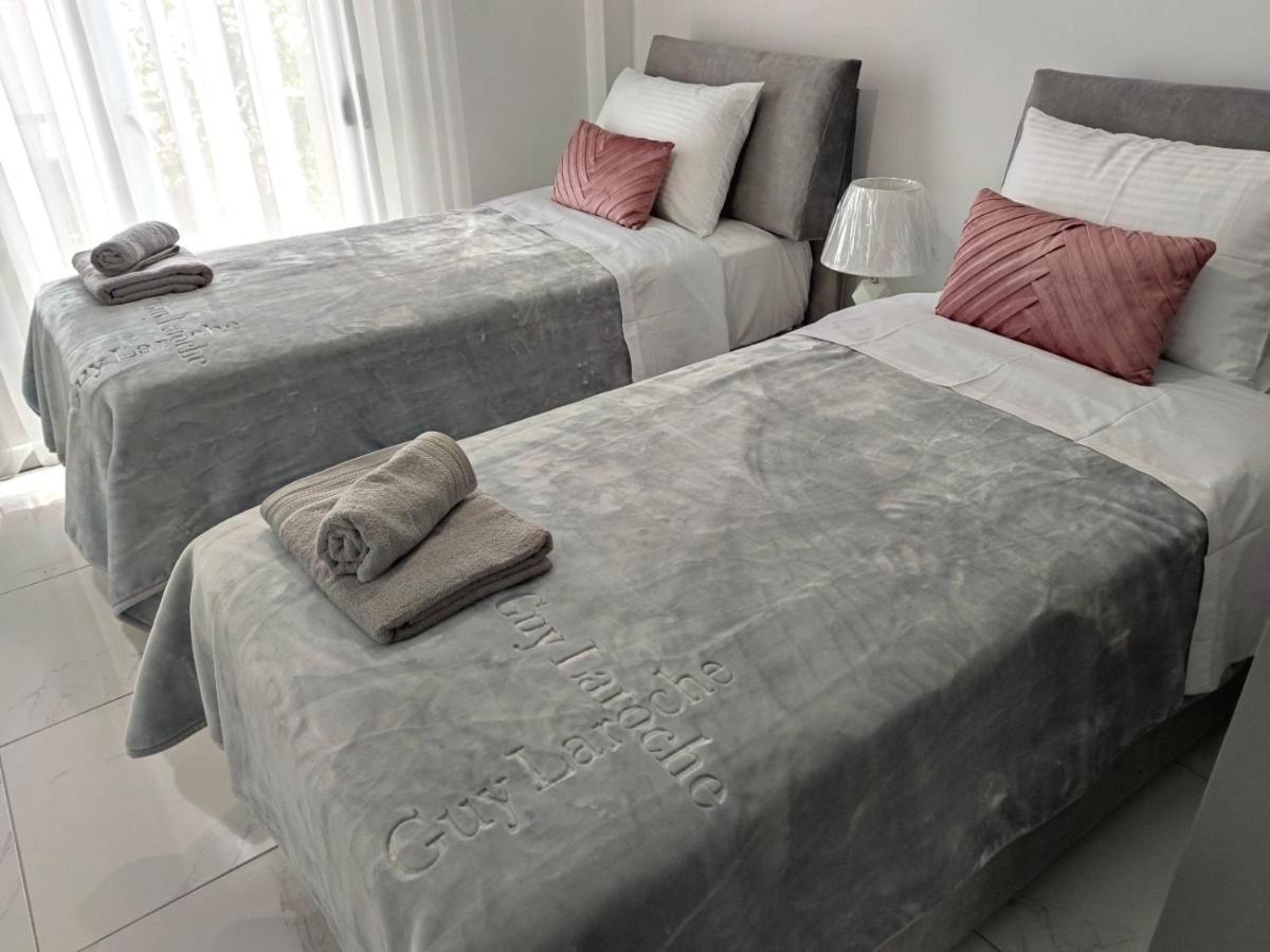 Athens White Apartments Bagian luar foto