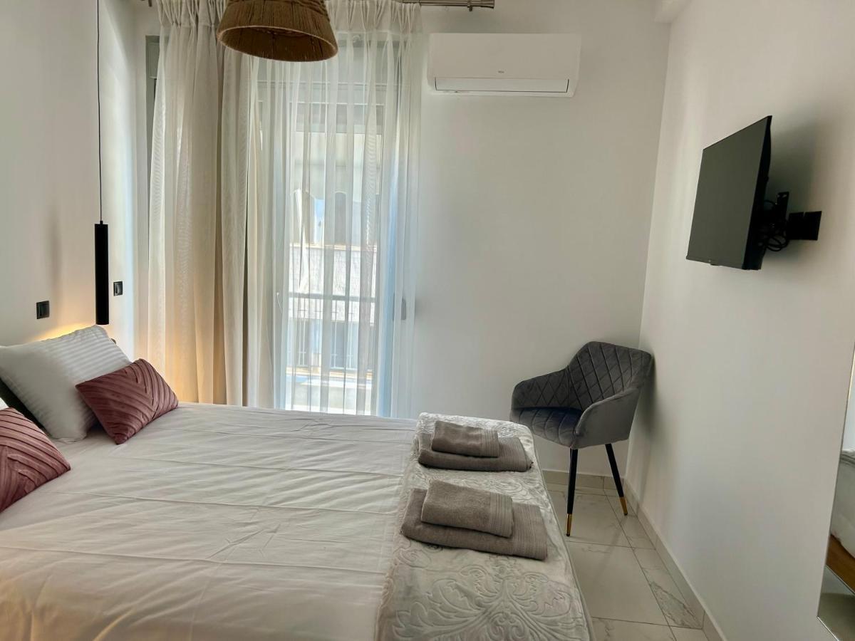 Athens White Apartments Bagian luar foto