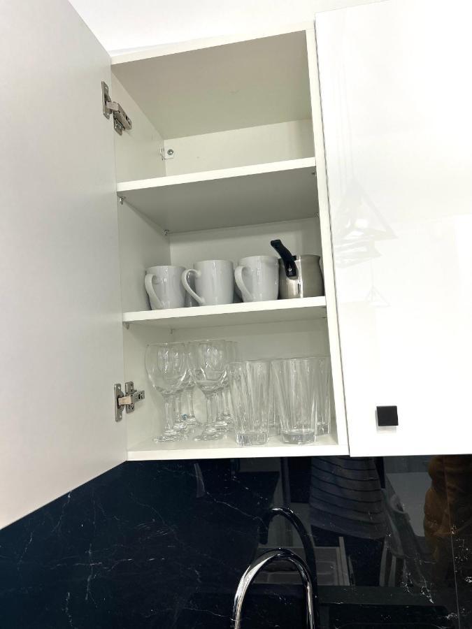 Athens White Apartments Bagian luar foto