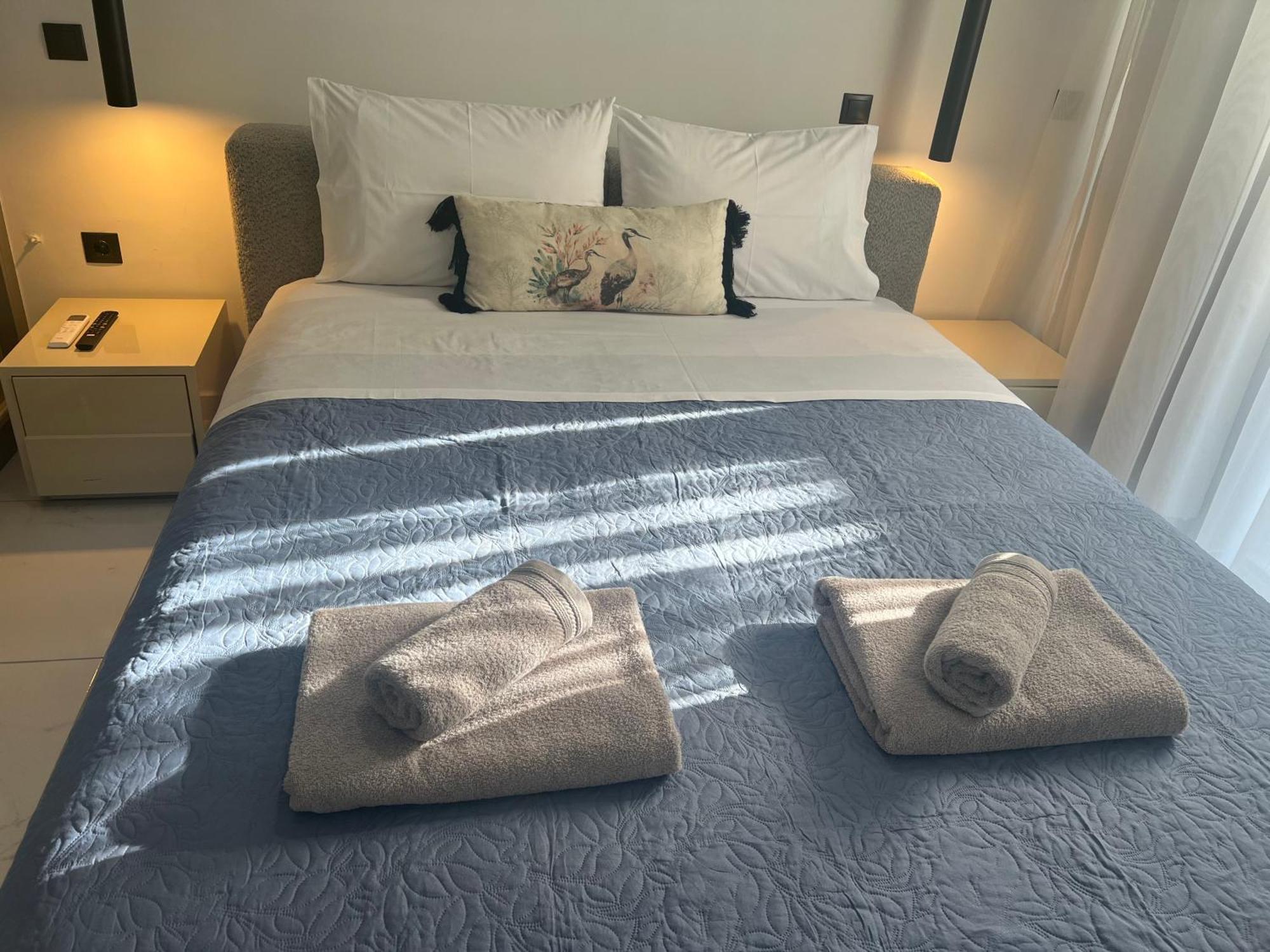Athens White Apartments Bagian luar foto